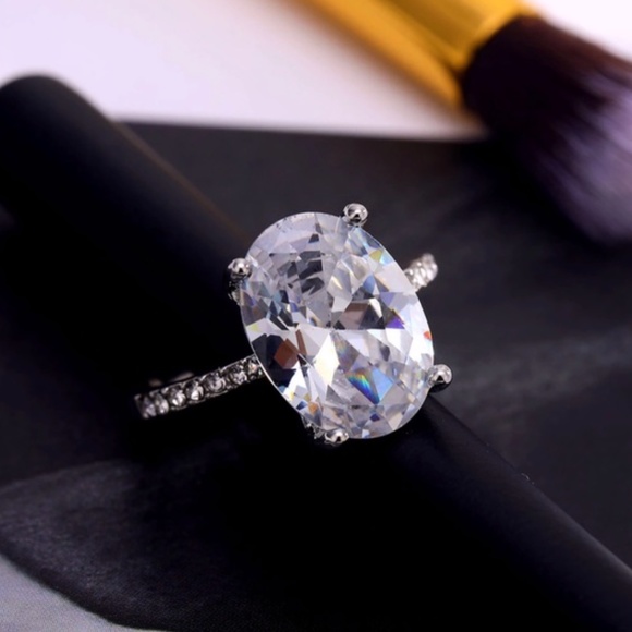 Luxury Gemstone Silver Ring, CUTE RING, SHINY RING. - Picture 2 of 7